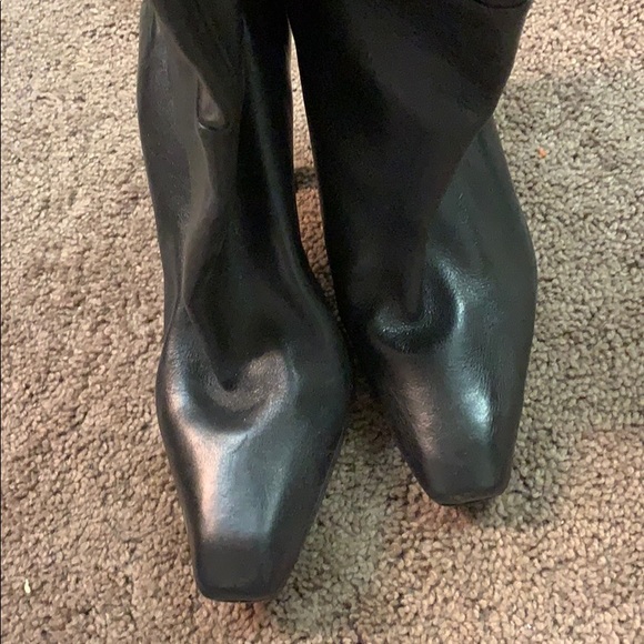 Shoes - Picture 1 of 6